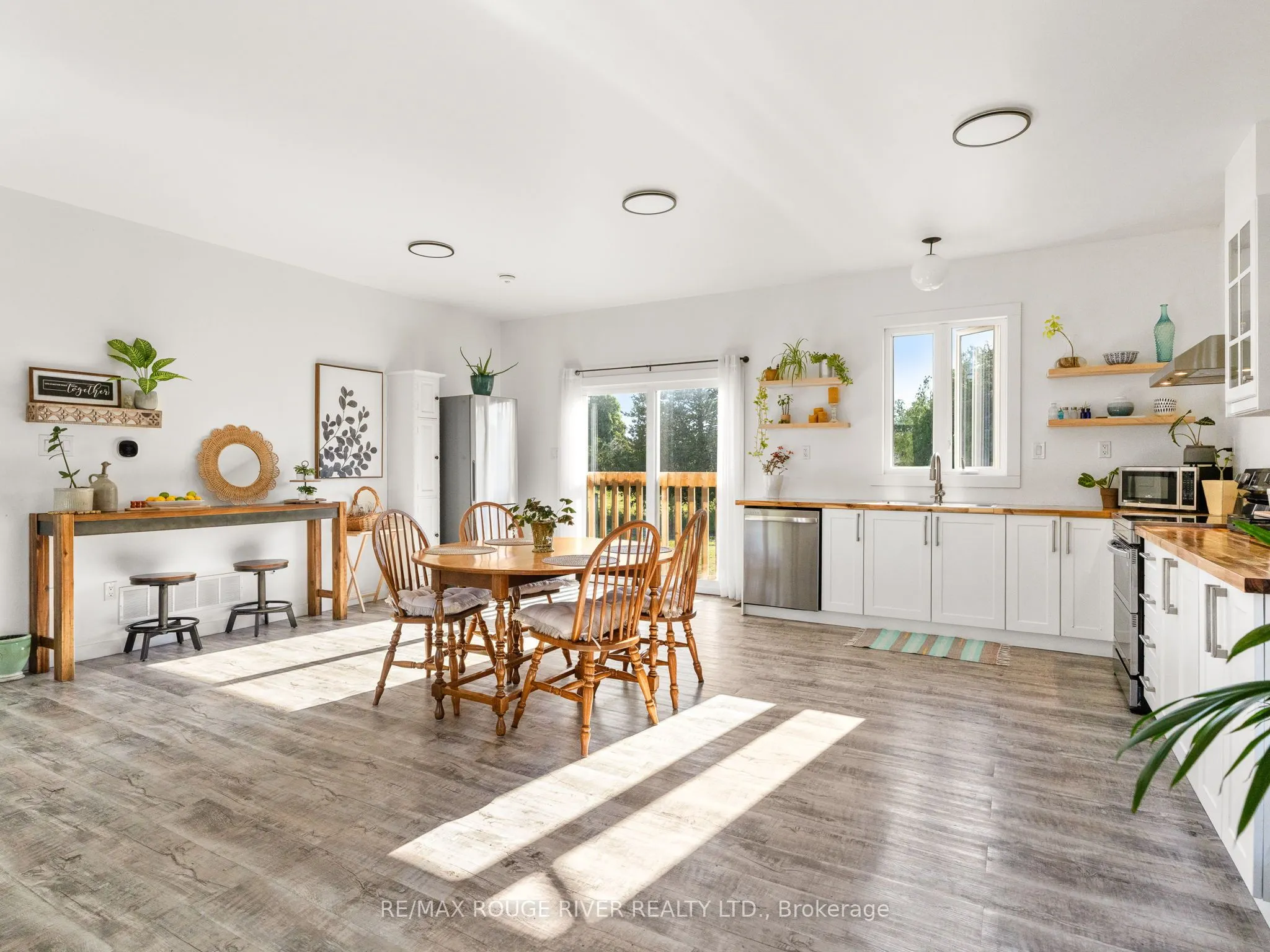 1176 IXL Road