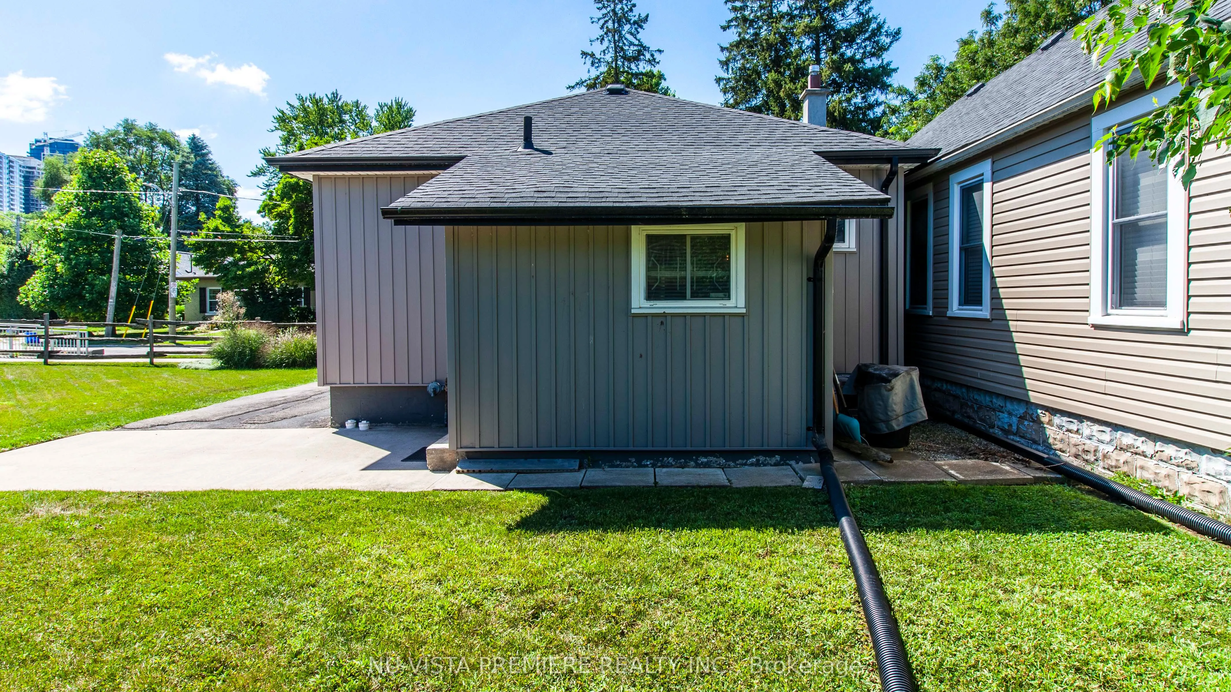 13 Empress Avenue