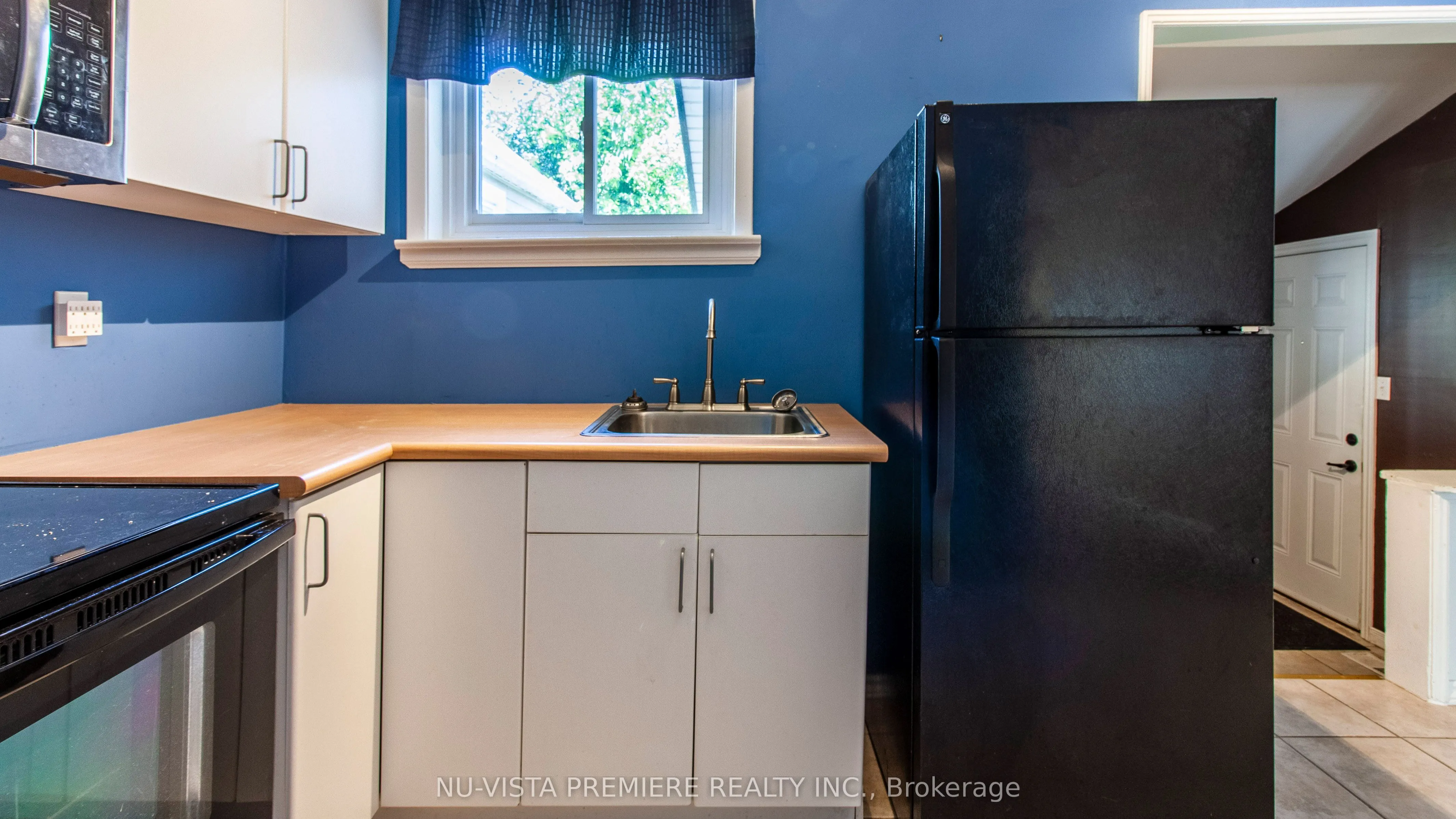 13 Empress Avenue