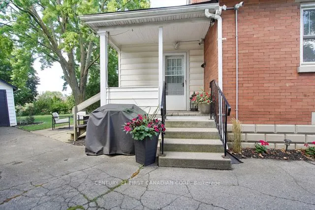 4273 Colonel Talbot Road