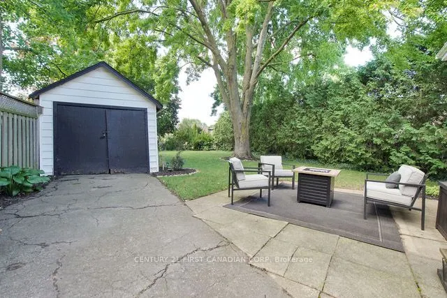4273 Colonel Talbot Road