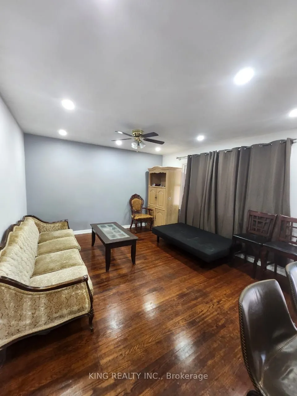 423 SPRUCE Street