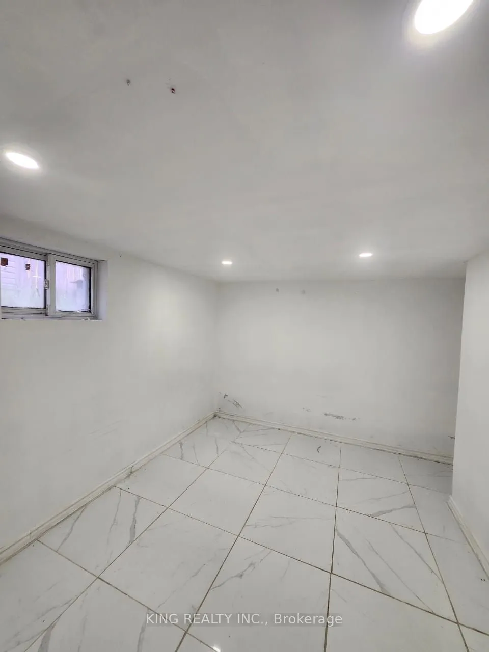 423 SPRUCE Street