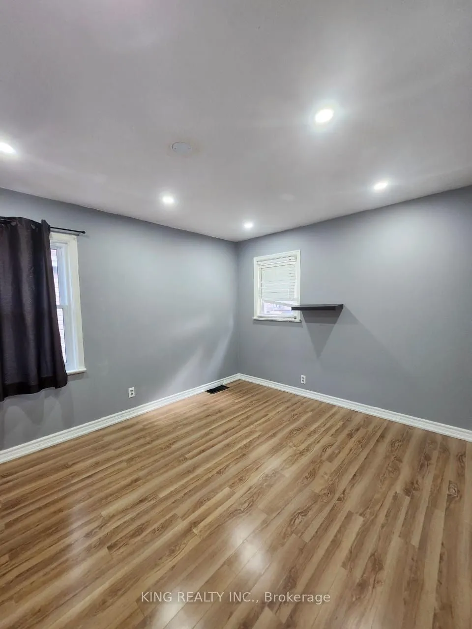 423 SPRUCE Street