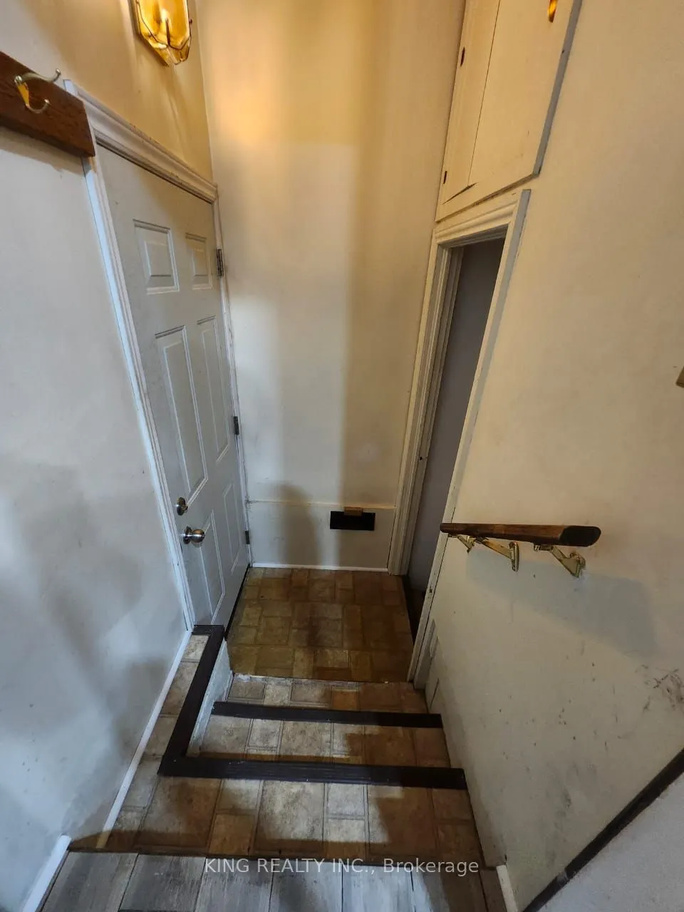 423 SPRUCE Street