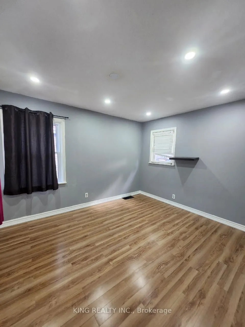 423 SPRUCE Street