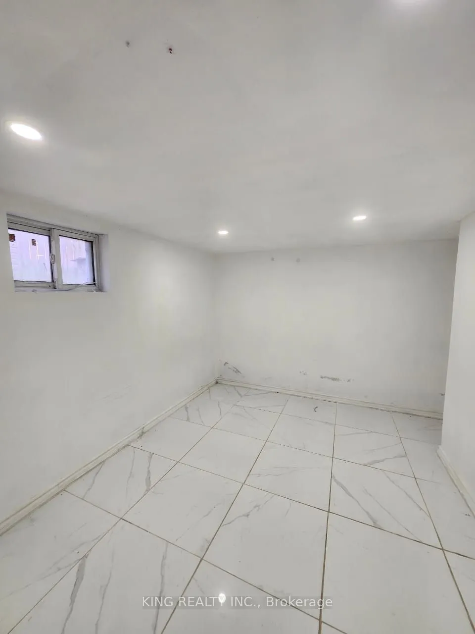 423 SPRUCE Street
