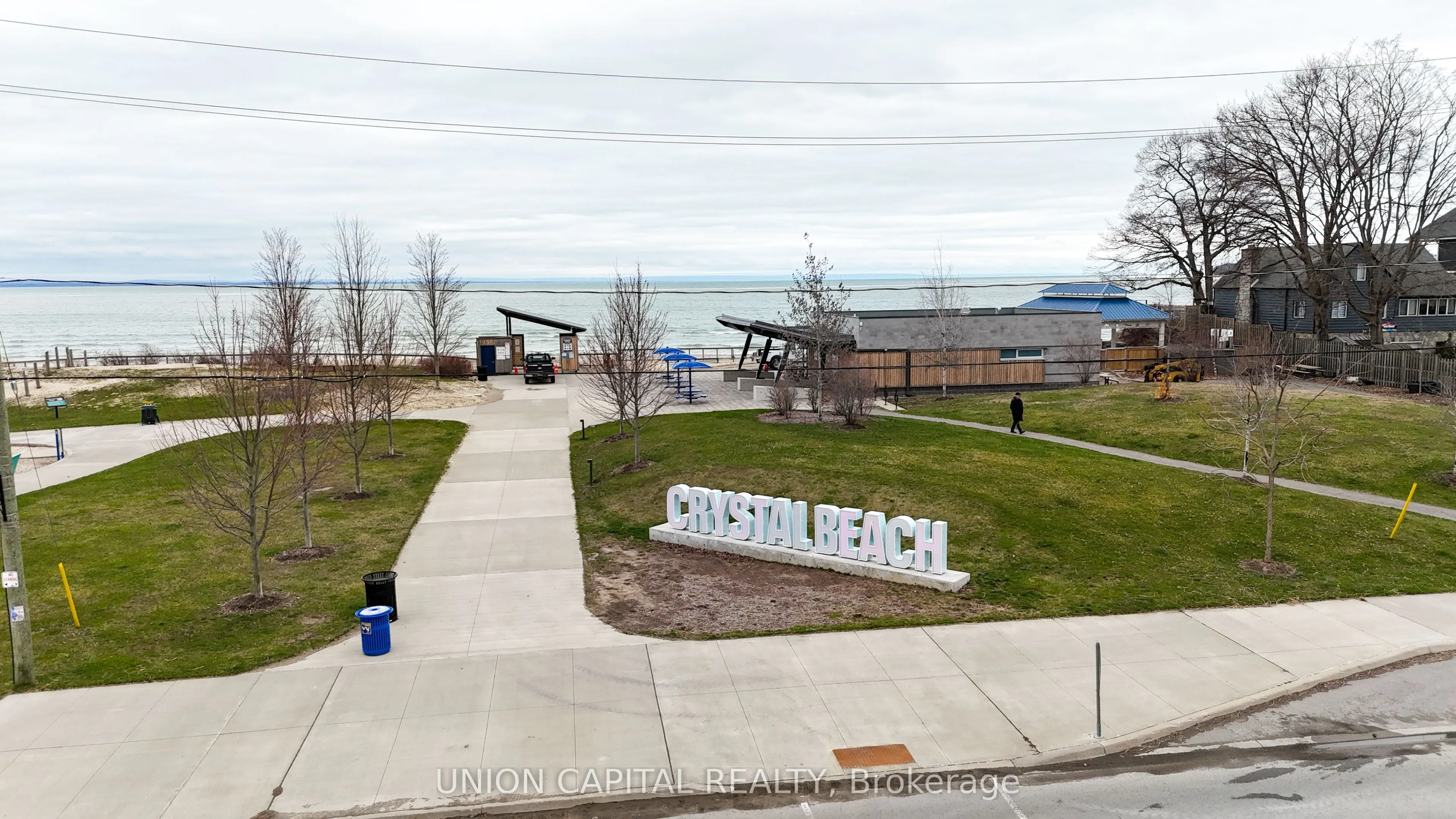 8A Shores Lane E, #0