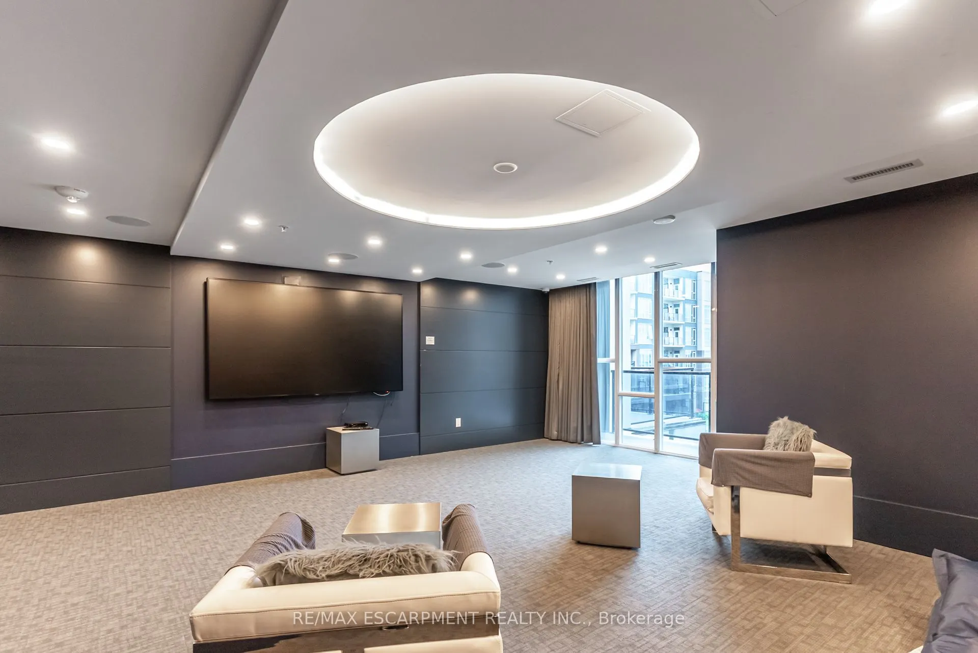16 Concord Place, #513