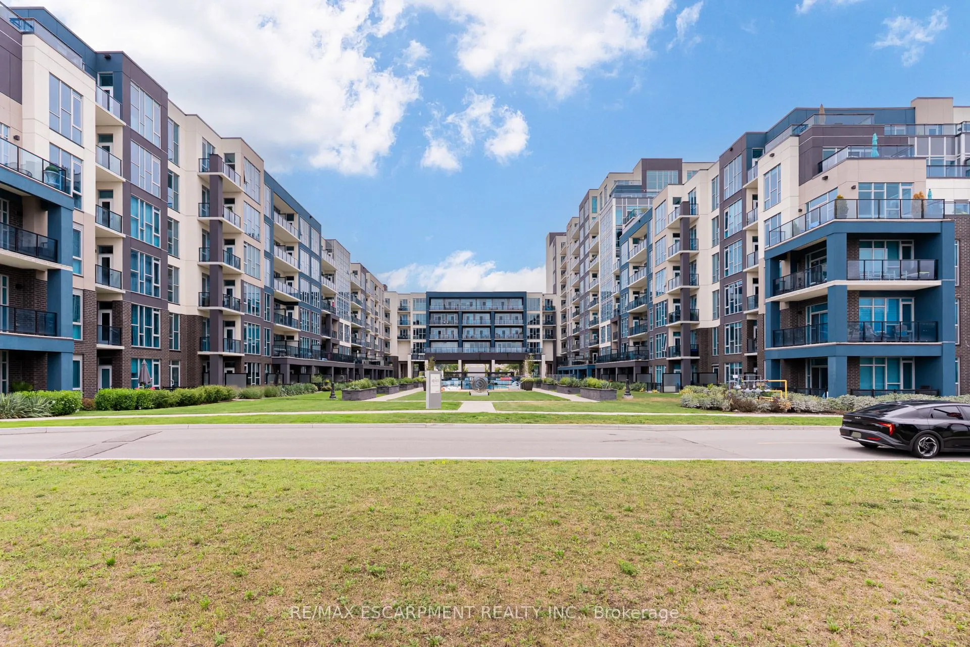 16 Concord Place, #513