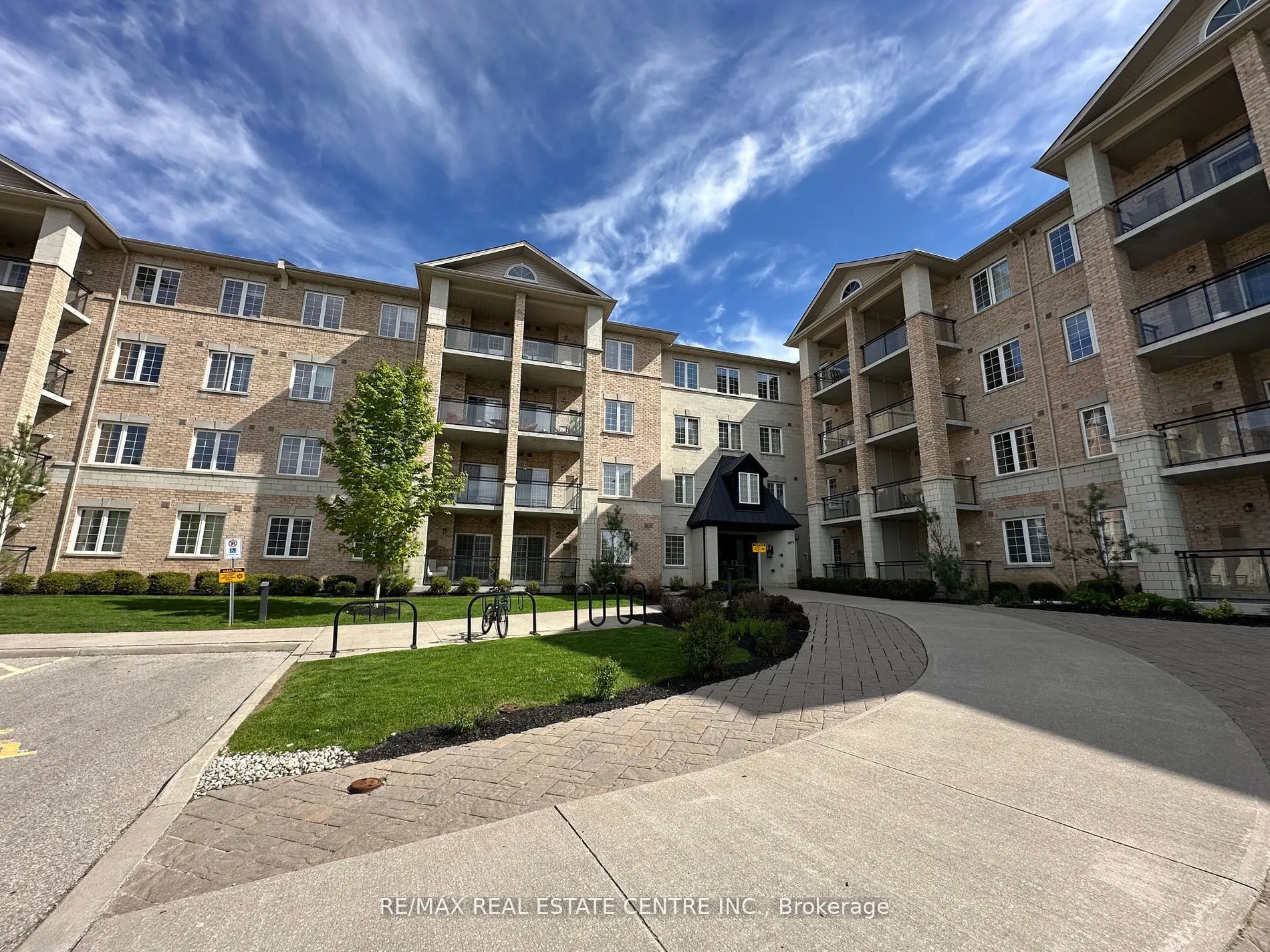 1077 Gordon Street S, #118