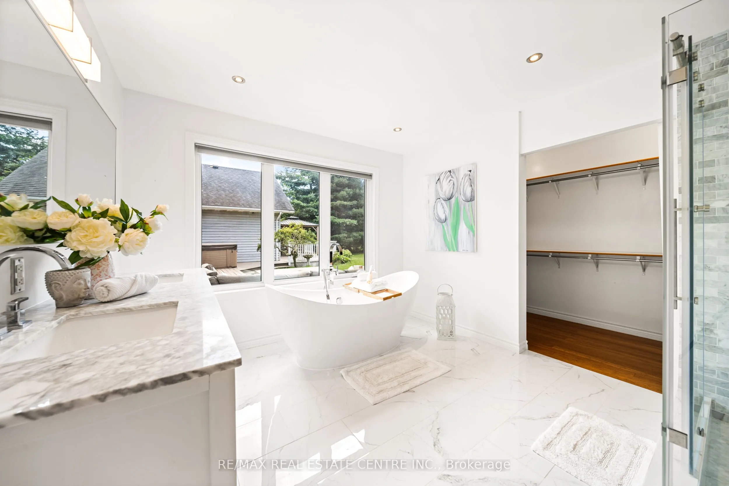 399 Old Brock Road
