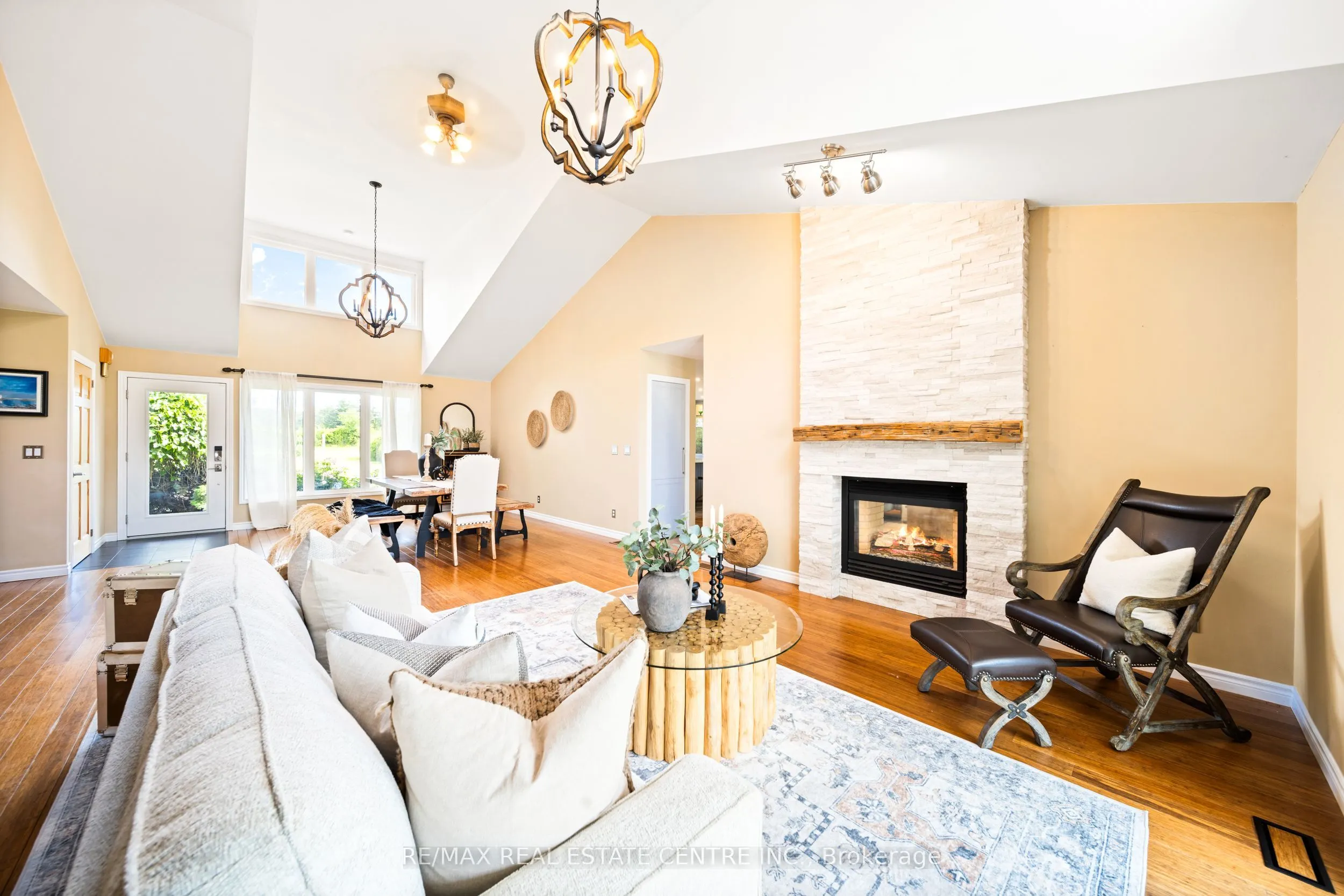 399 Old Brock Road