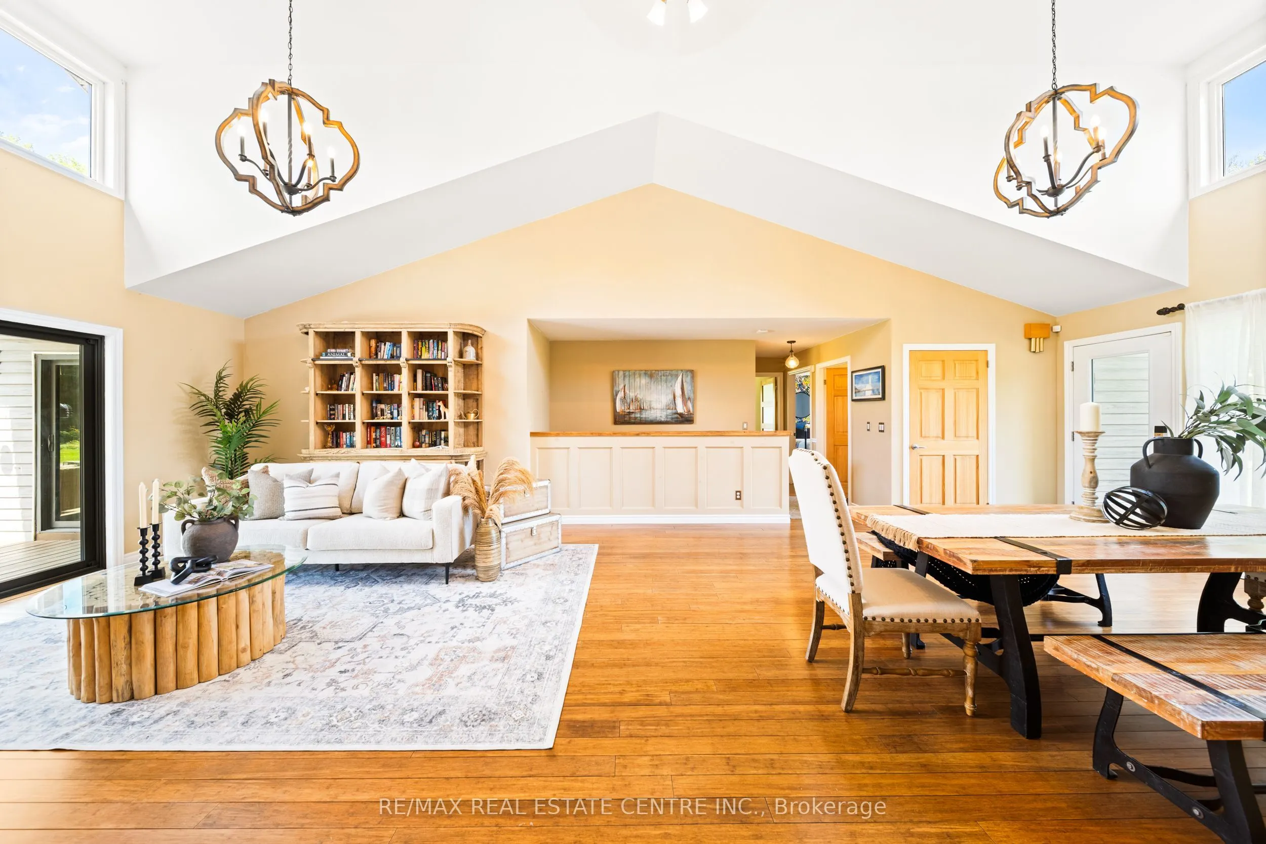 399 Old Brock Road