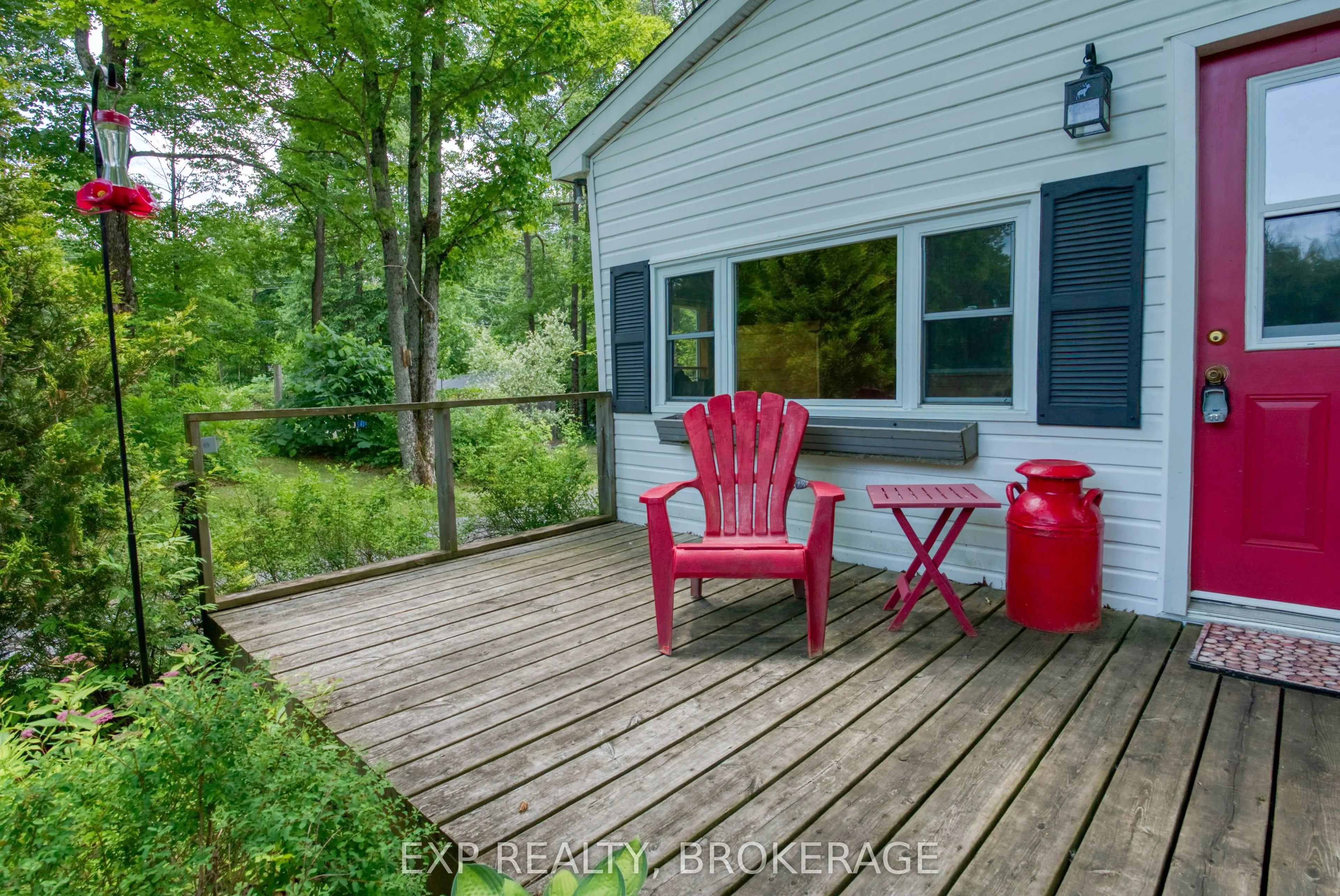 1036 Lakeshore Road