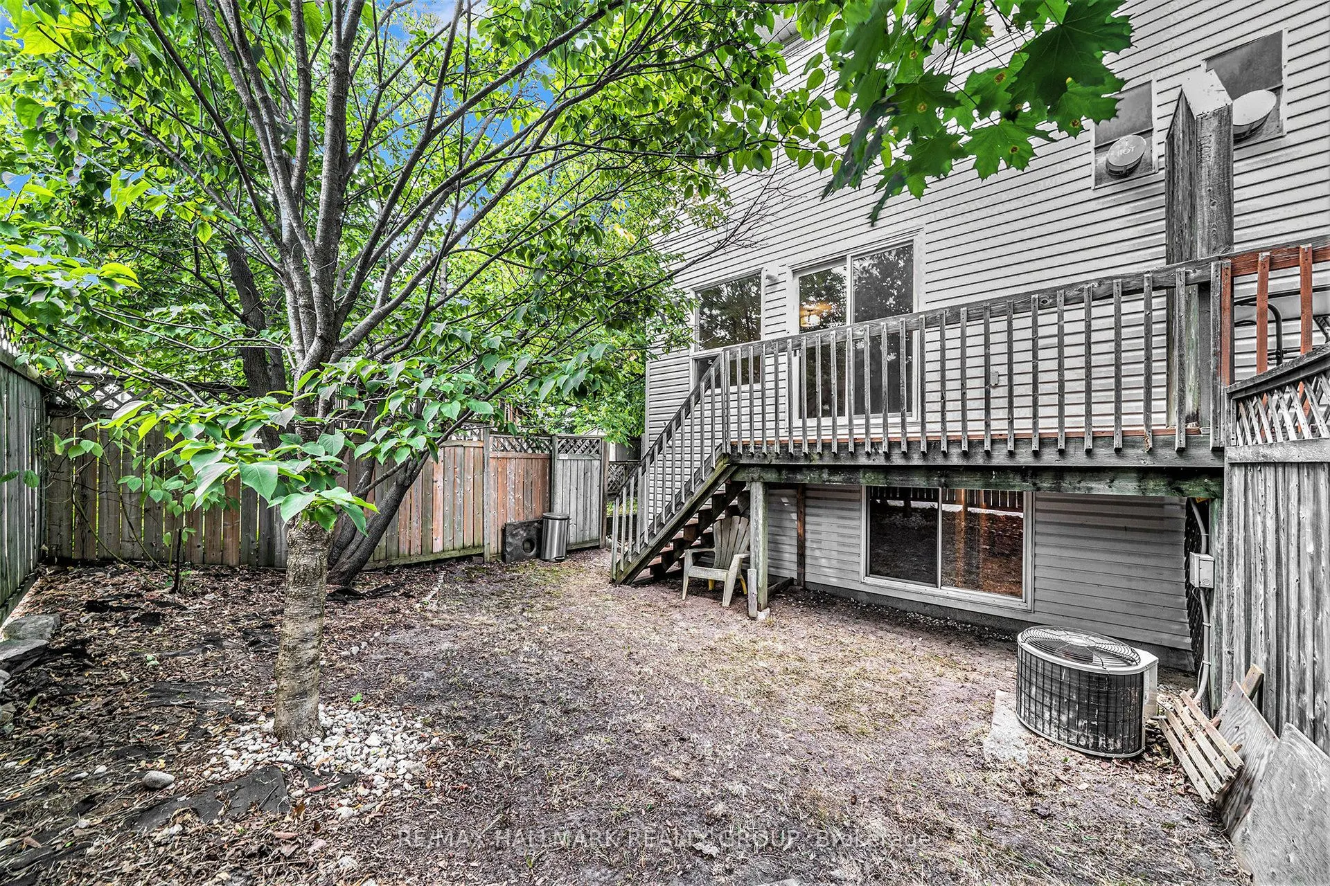 1563 Fisher Avenue, #10