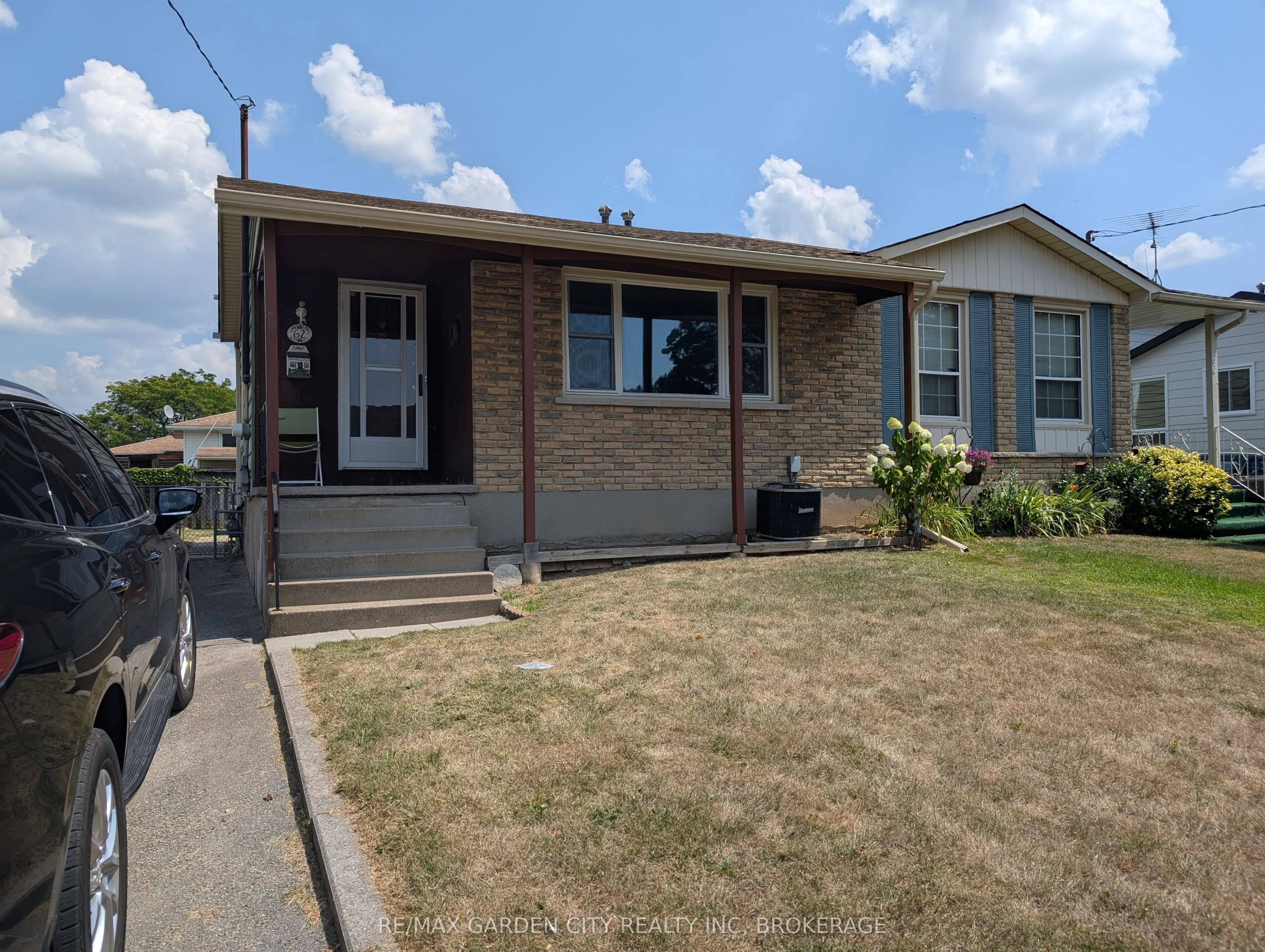 62 ALLAN Drive