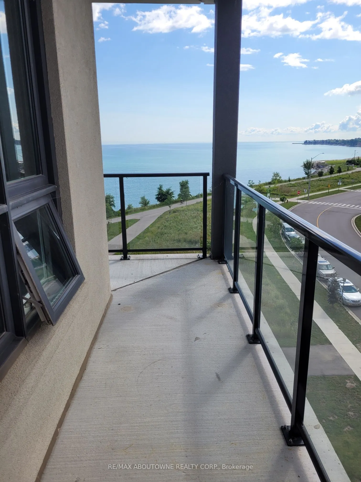 101 Shoreview Place, #510