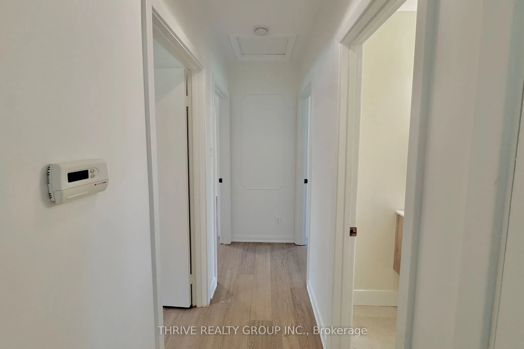 444 Ridgewood Crescent, #Upper