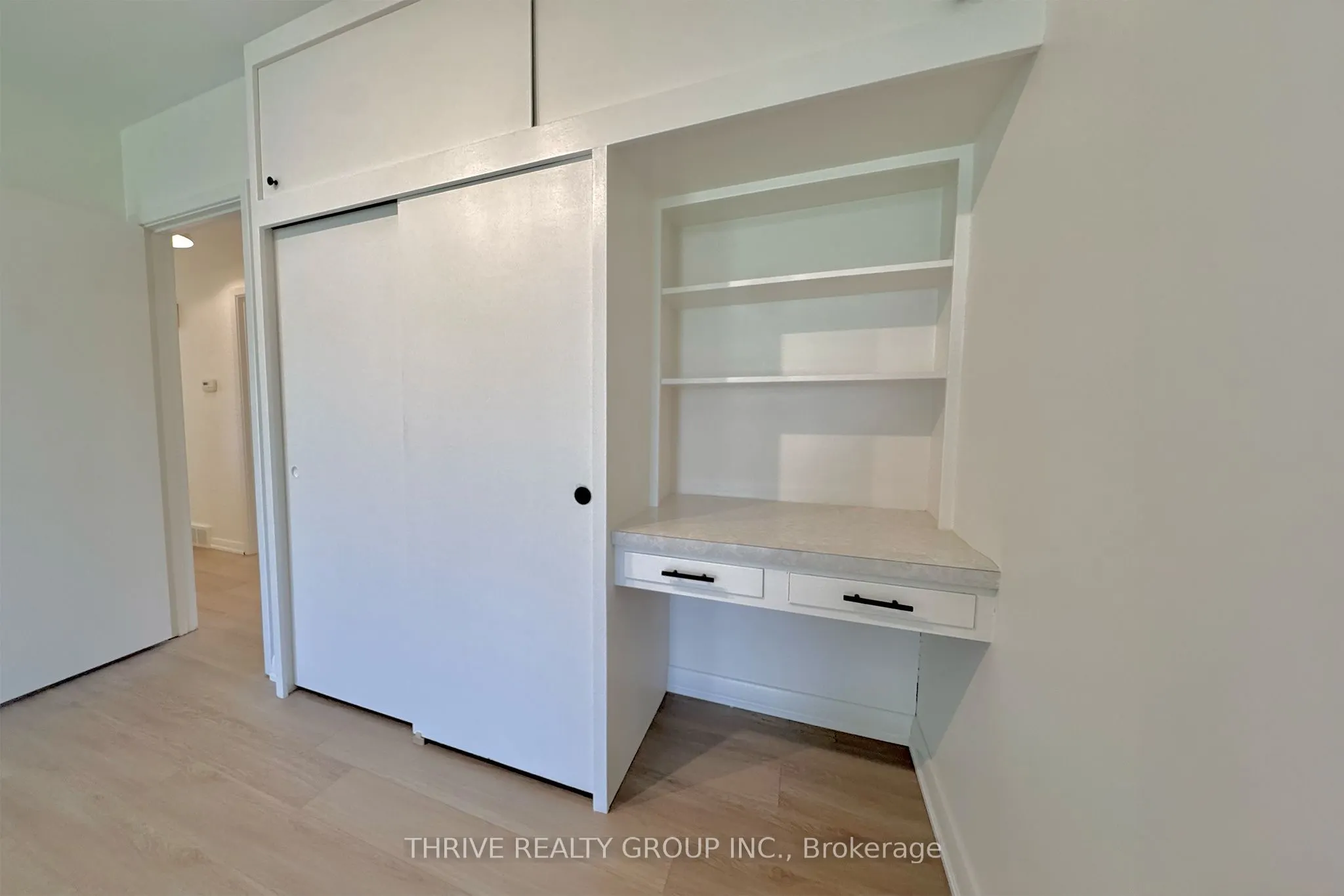 444 Ridgewood Crescent, #Upper