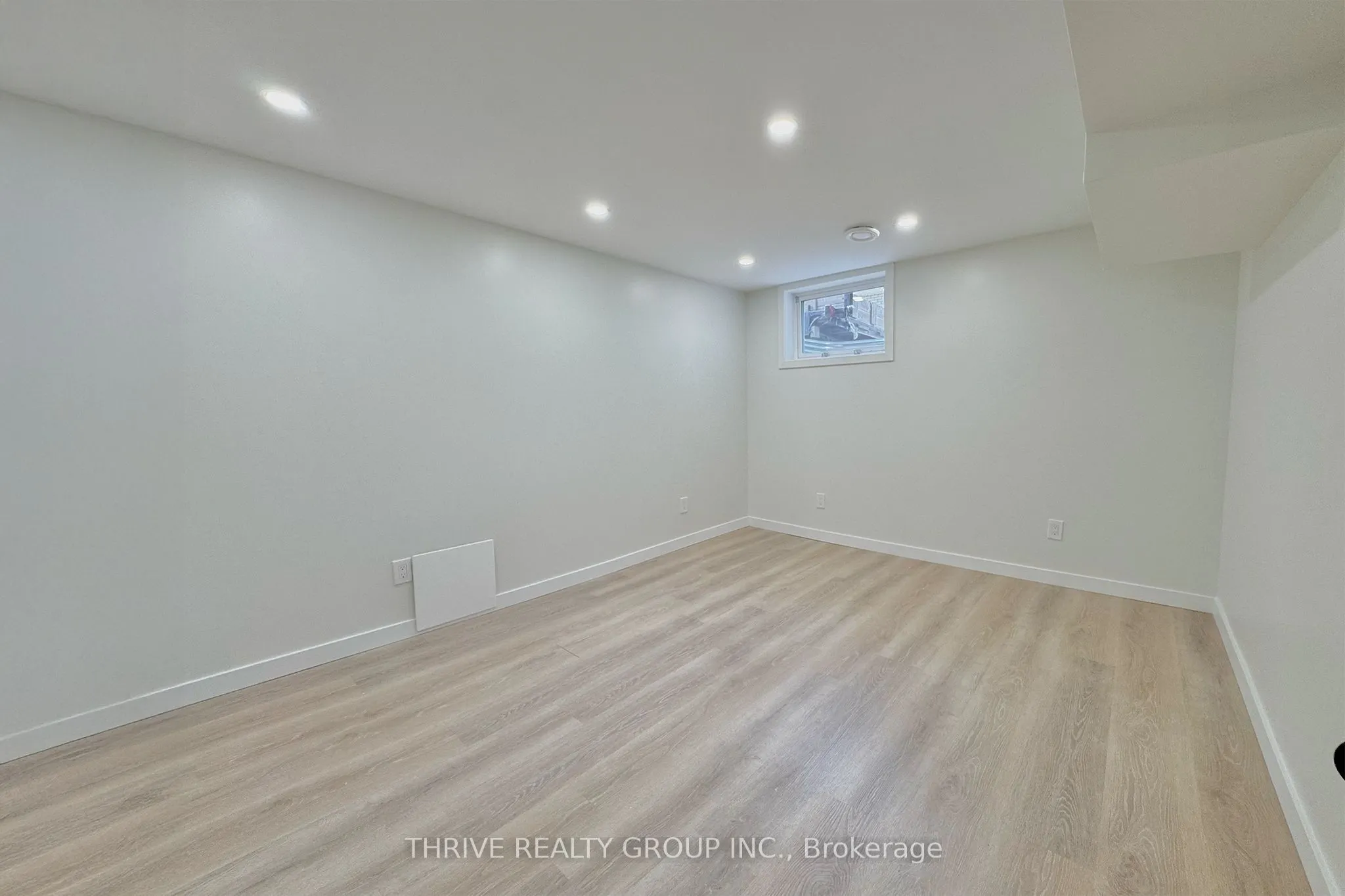 32 Rollscourt Gardens, #Lower