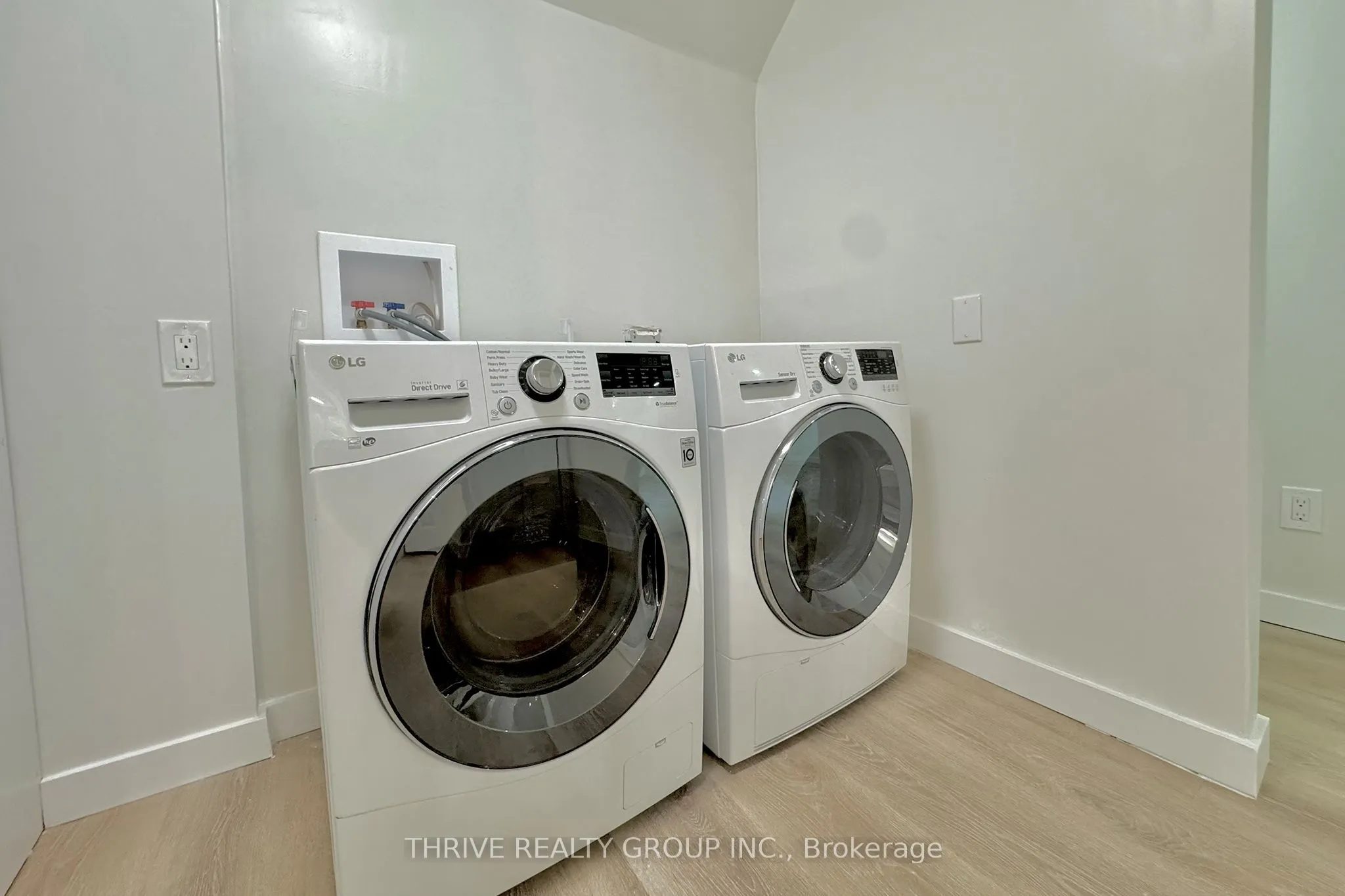 32 Rollscourt Gardens, #Lower