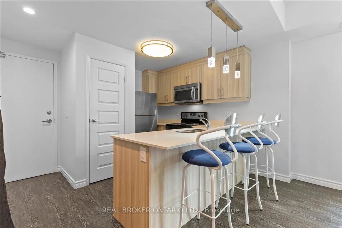 158 King Street N, #1105
