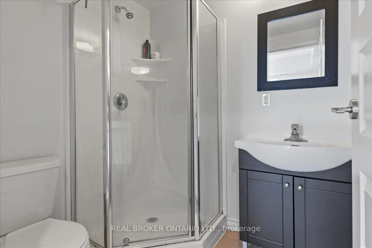 158 King Street N, #1105