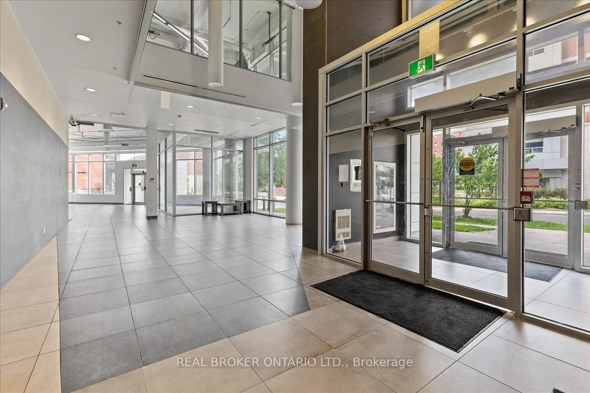 158 King Street N, #1105
