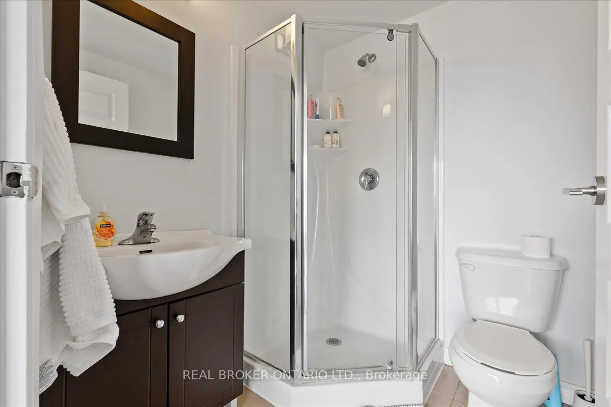 158 King Street N, #1105