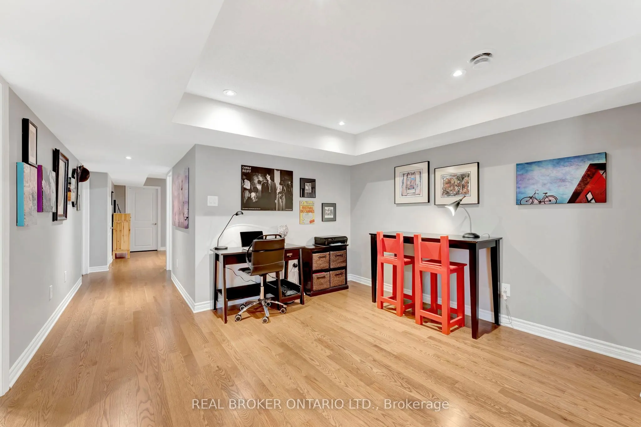 146 Oxford Street W