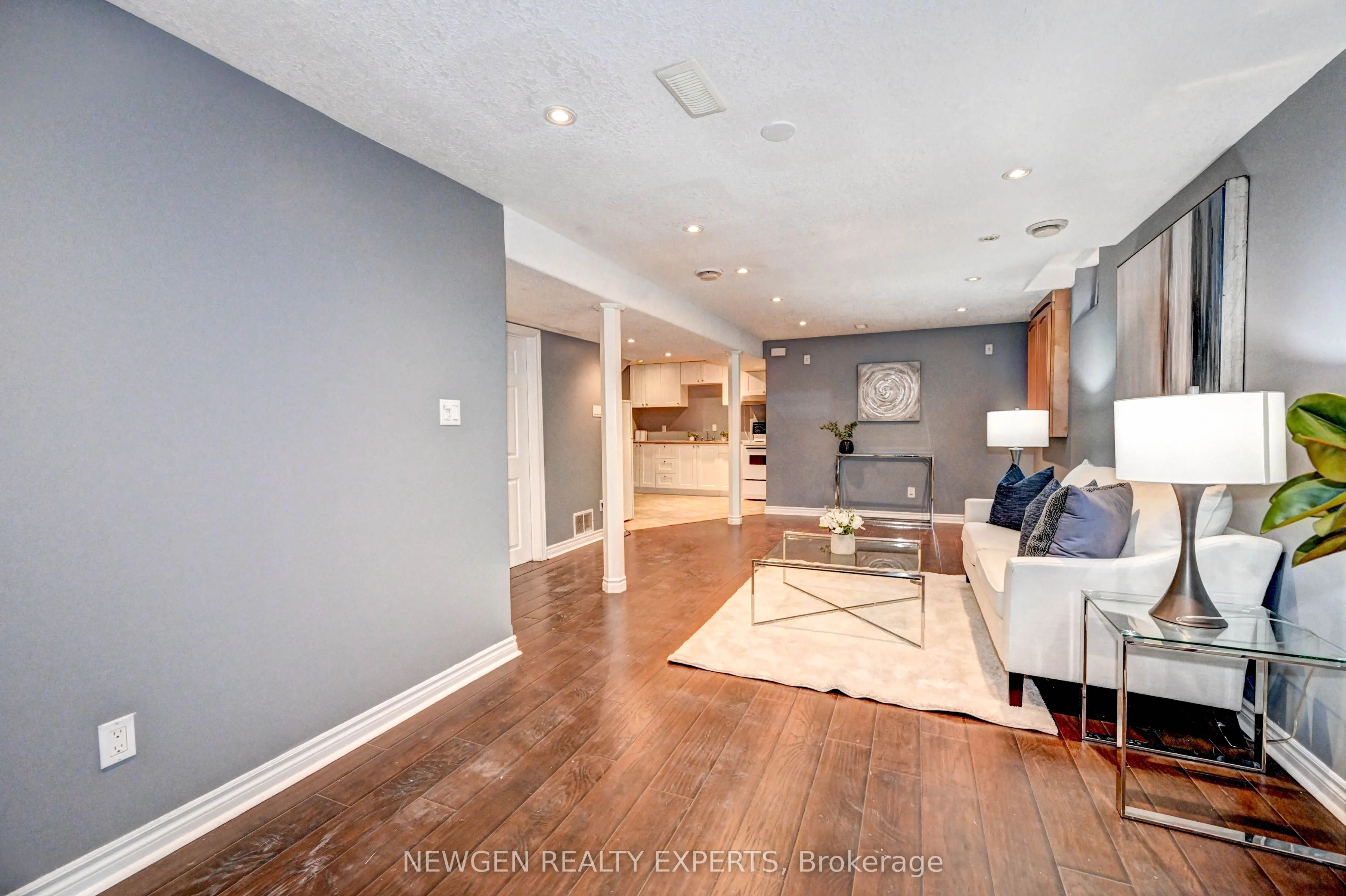 573 Burnett Avenue