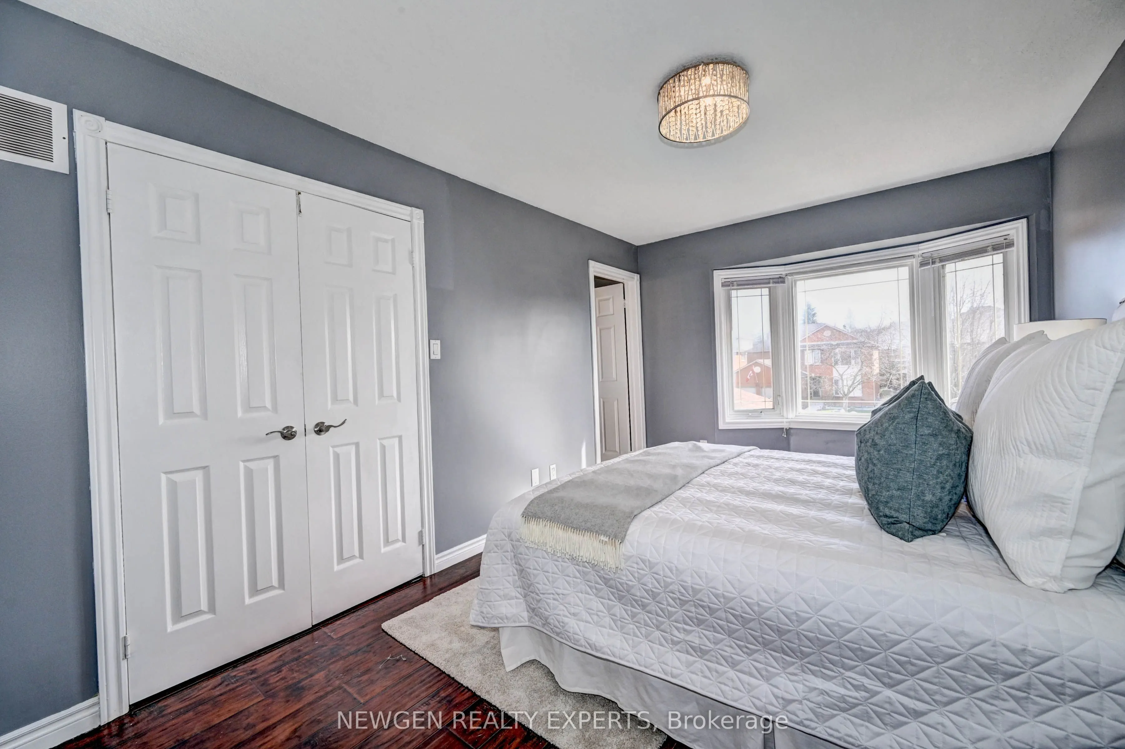 573 Burnett Avenue