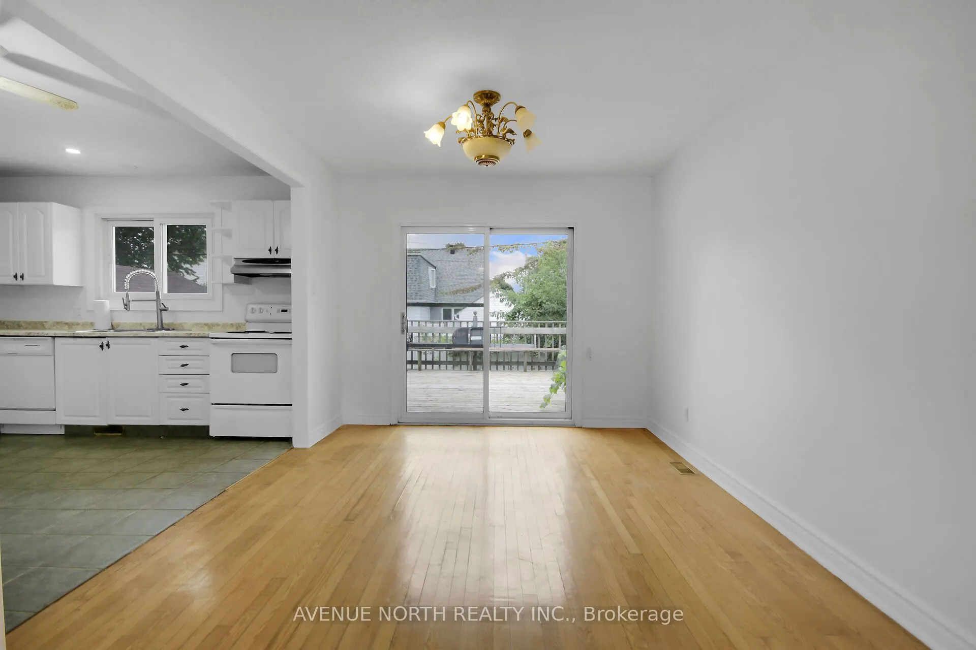 1254 Heron Road