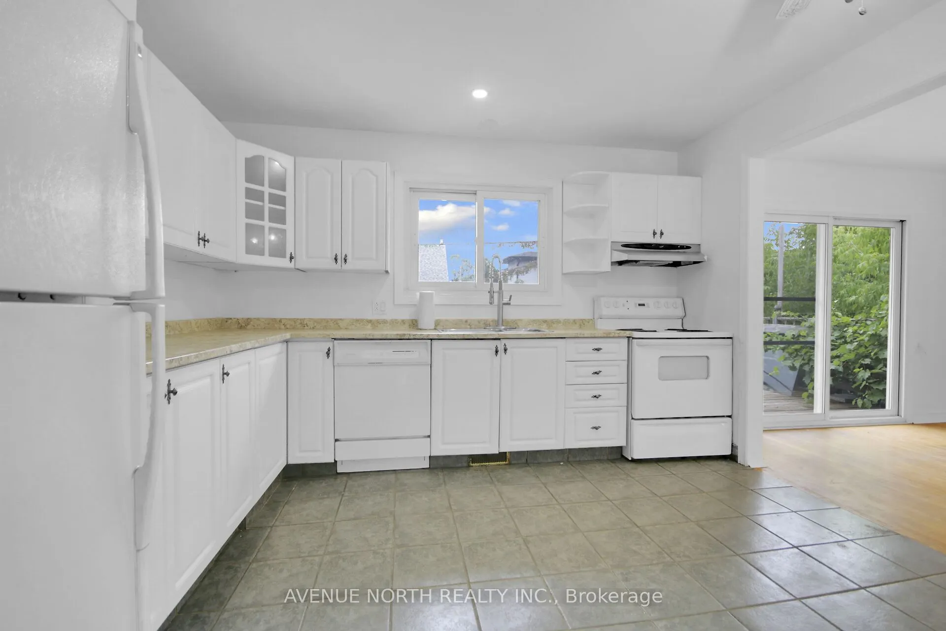 1254 Heron Road