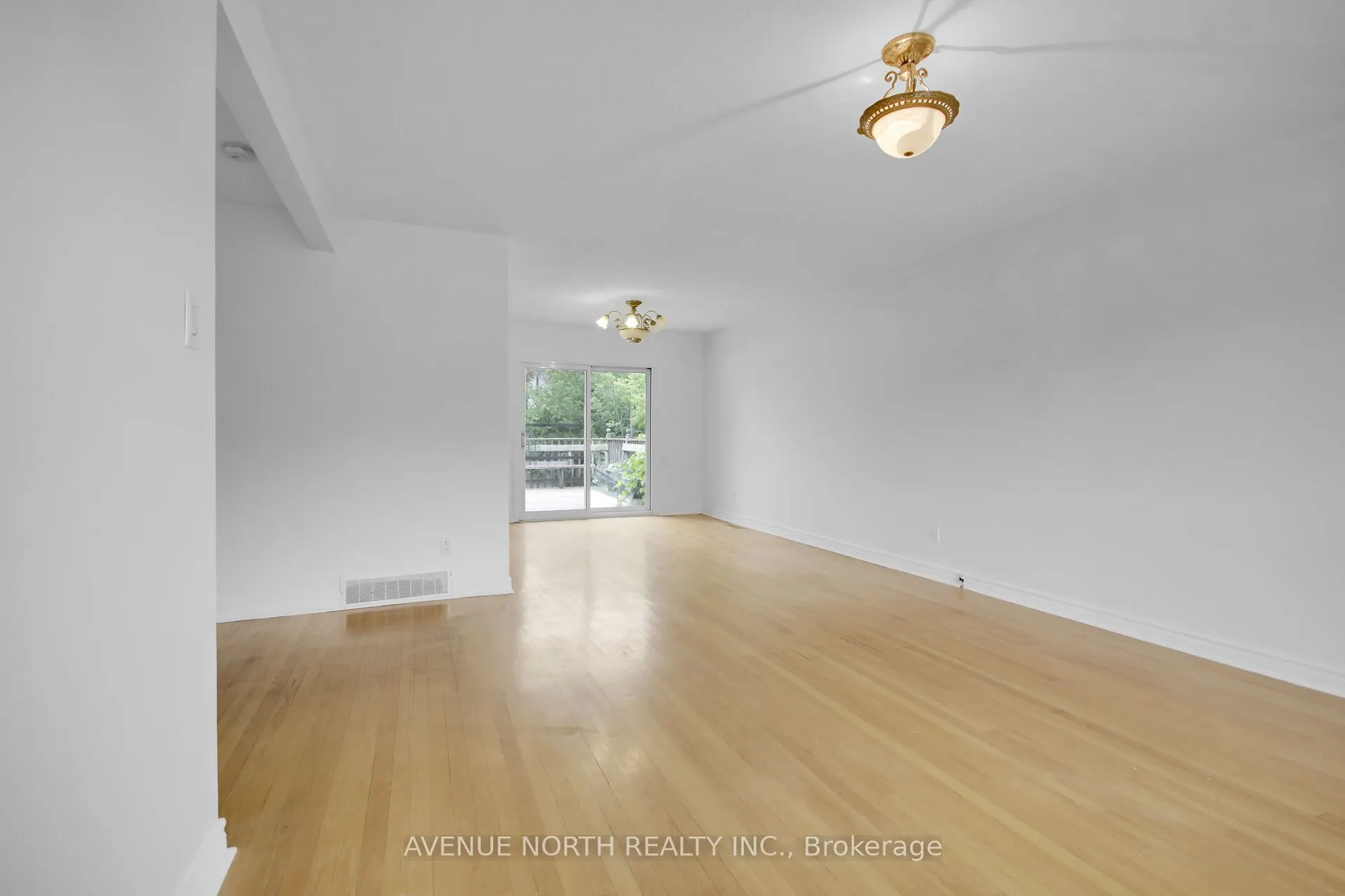 1254 Heron Road