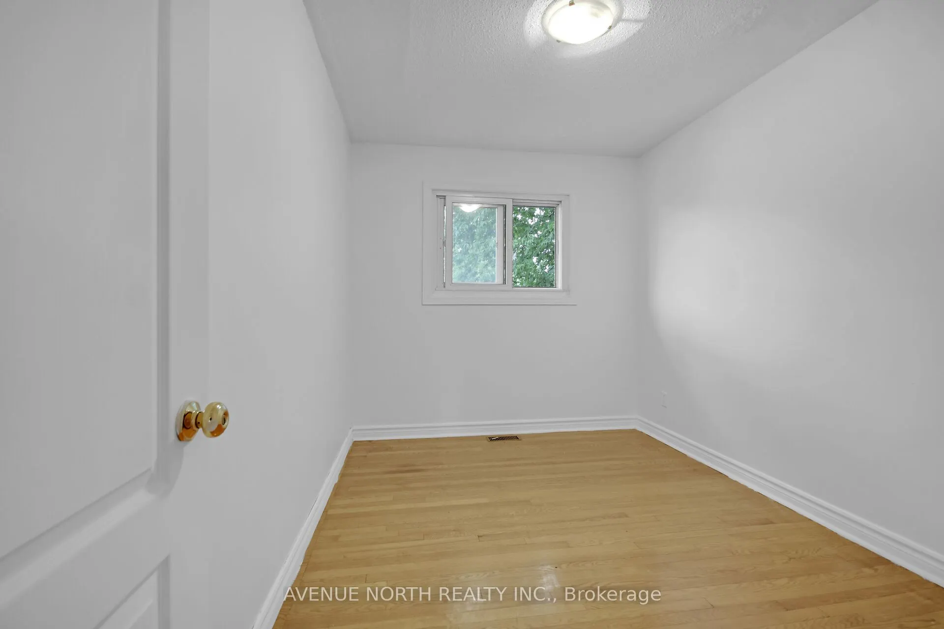 1254 Heron Road