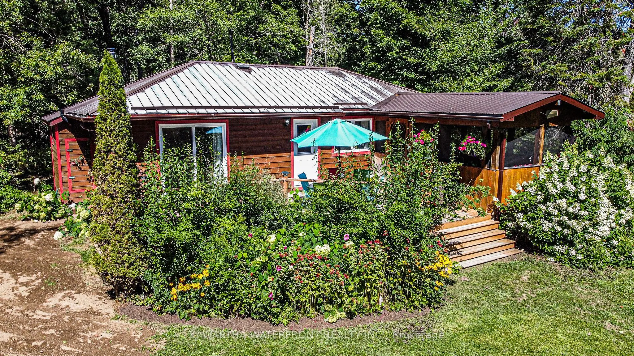 1025 Nystedt Lane