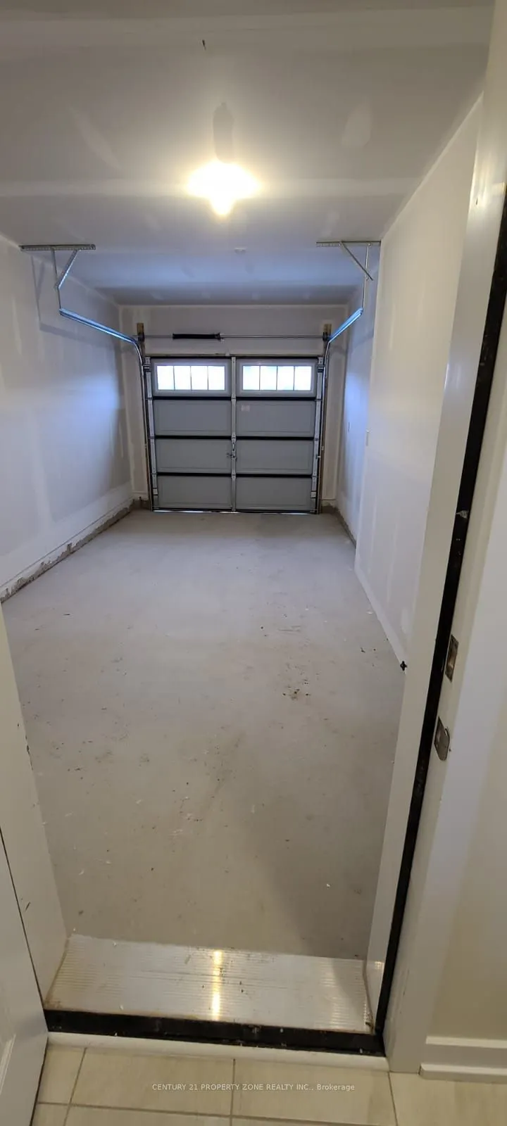 30 Lemon Avenue N