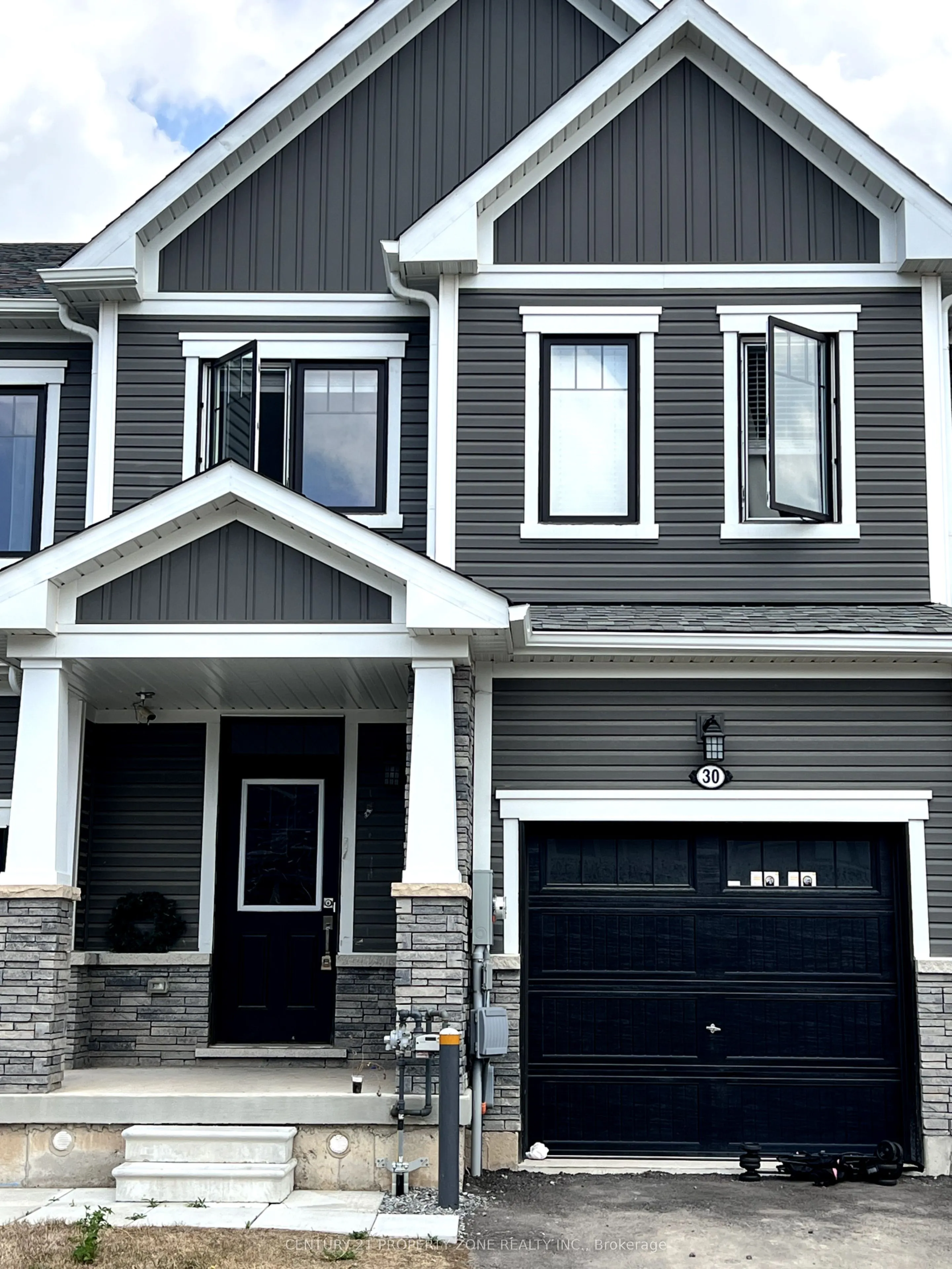 30 Lemon Avenue N