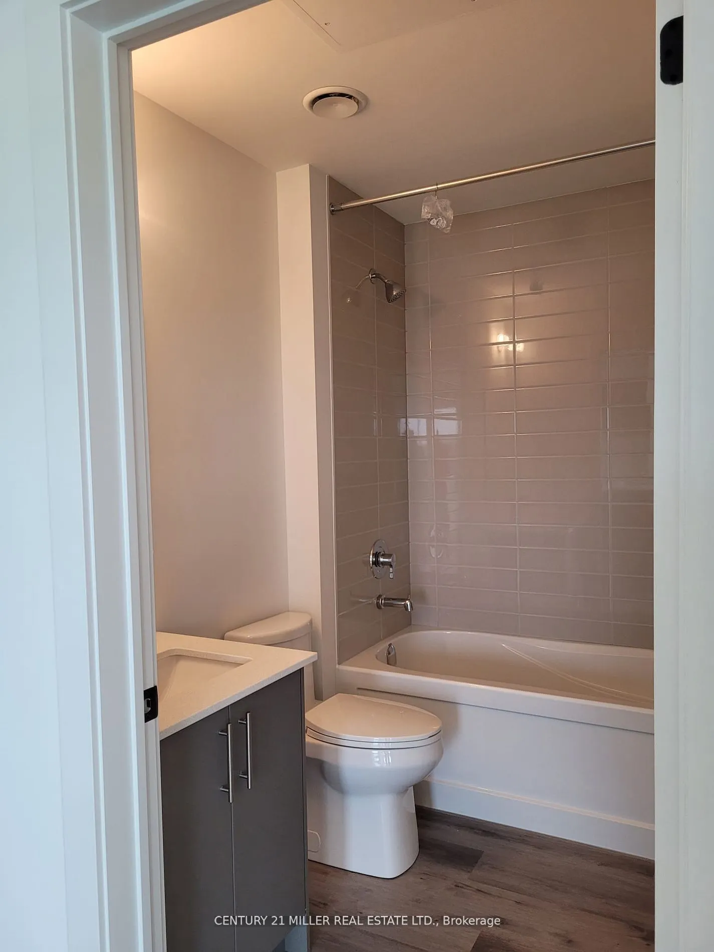 1201 Lackner Place, #414