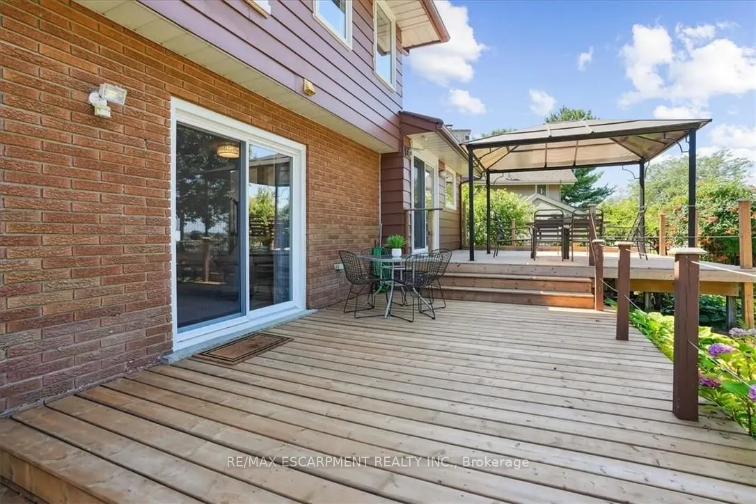 93 Westgate Park Drive