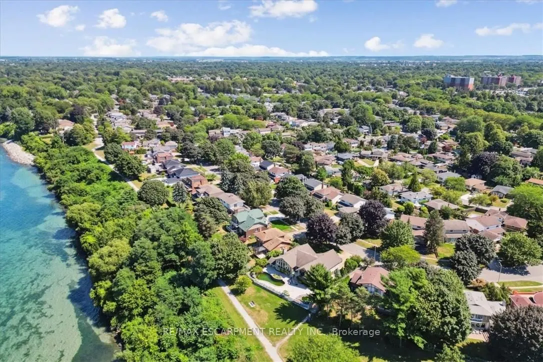 93 Westgate Park Drive