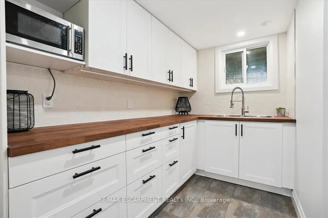 93 Westgate Park Drive
