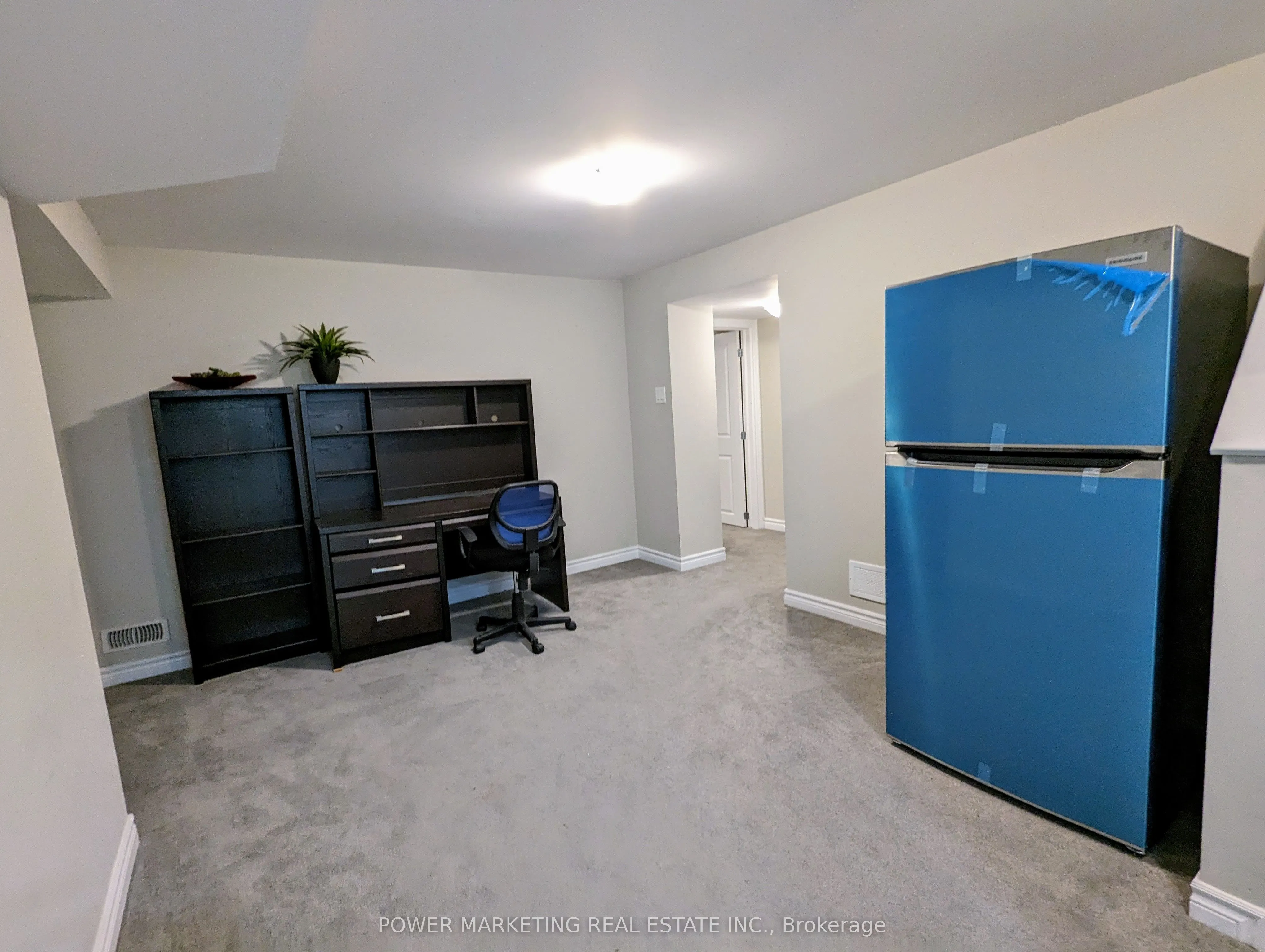 208 Alex Polowin Avenue