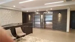 690 King Street W, #617