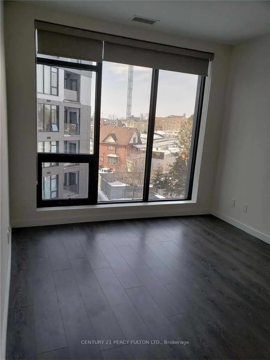 690 King Street W, #617