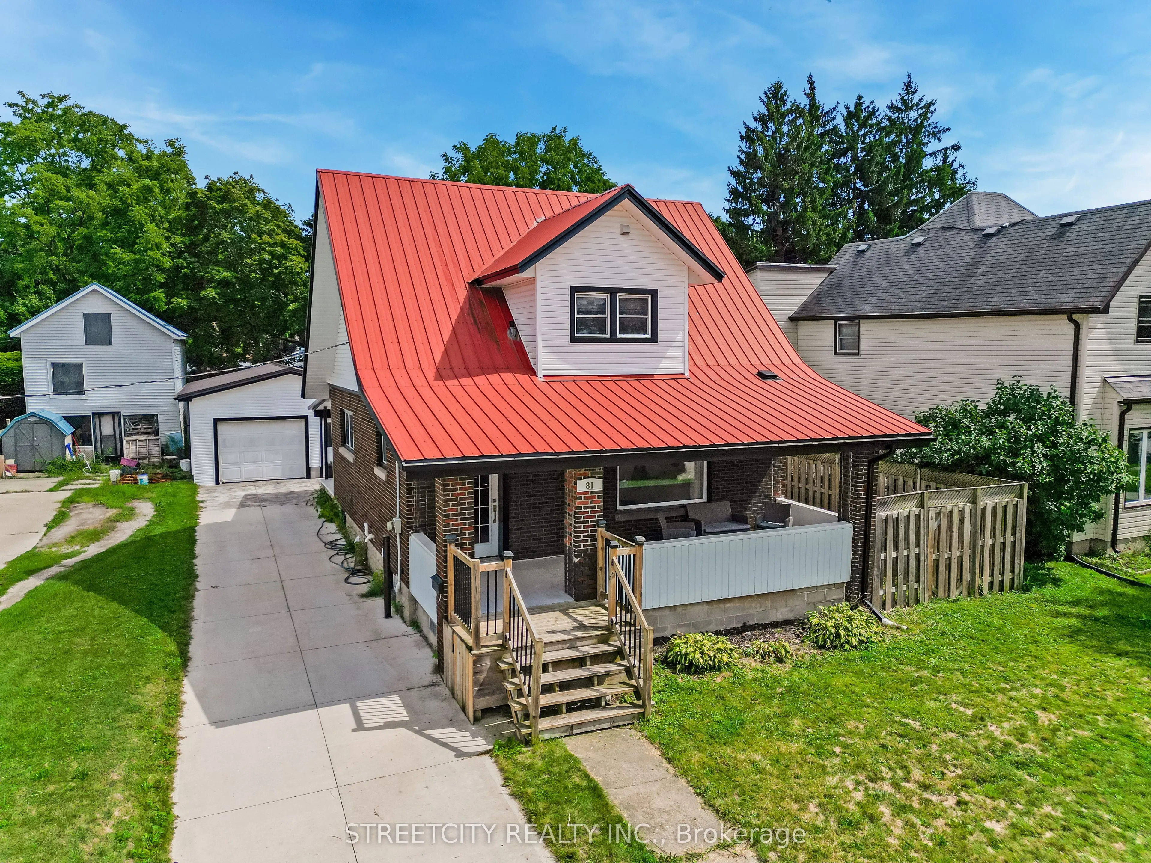 81 HIAWATHA Street