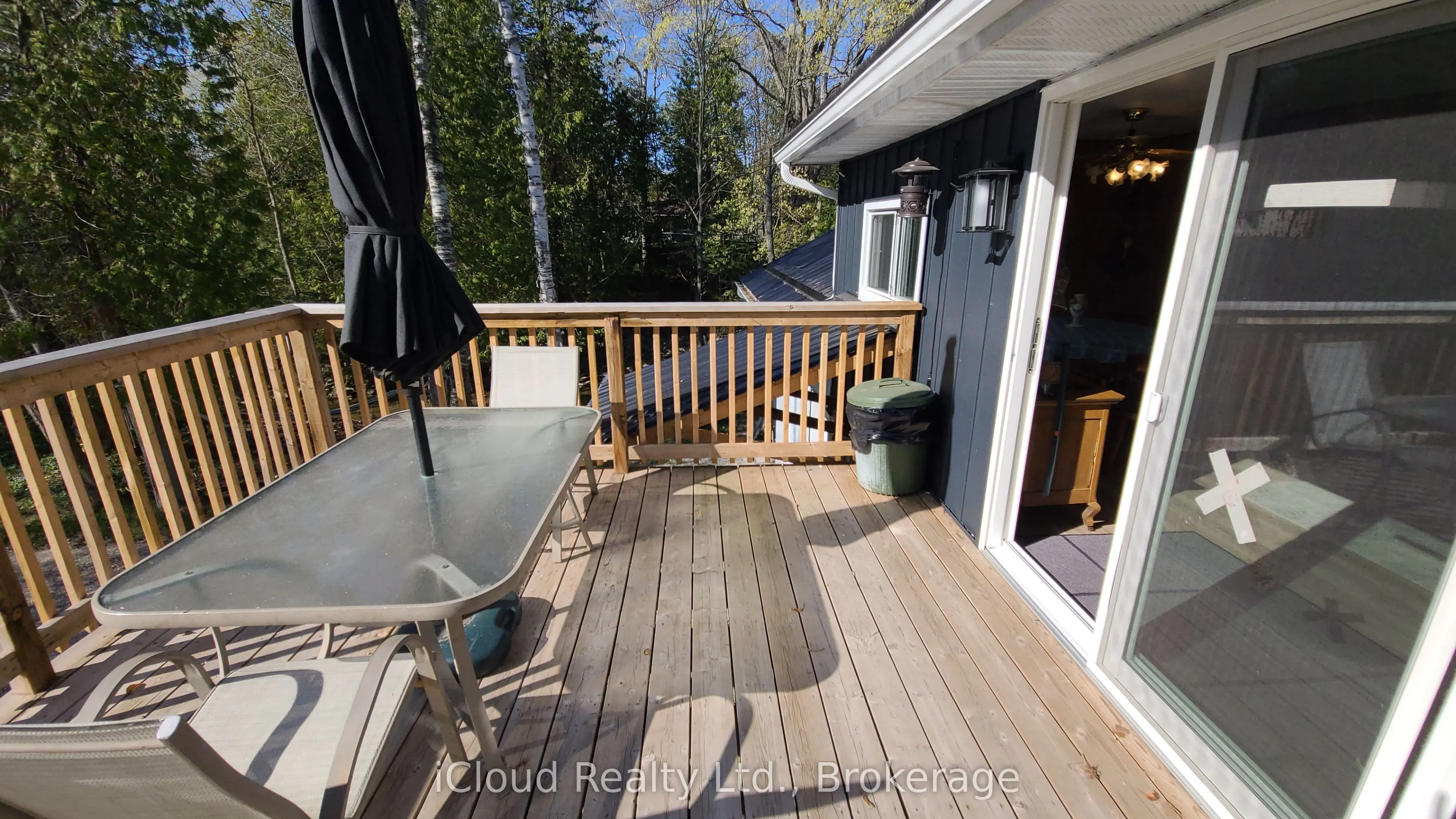 44 RED CEDAR Drive S