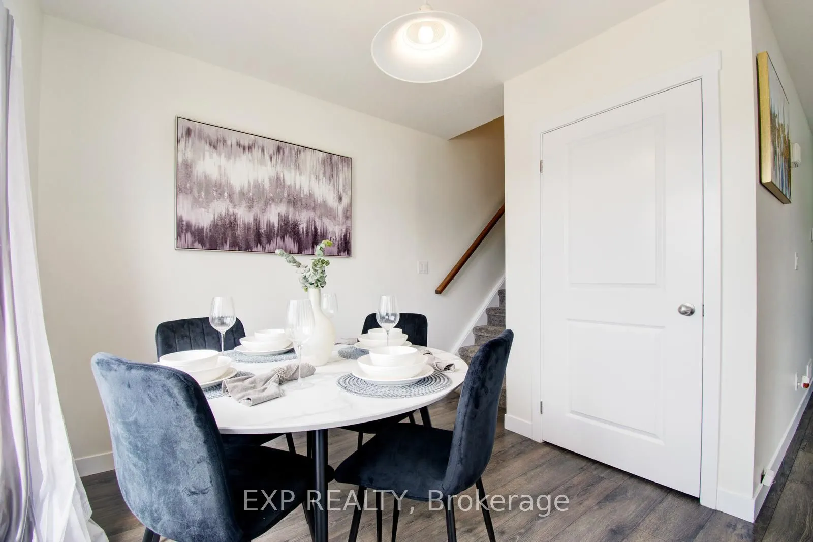 150 ROCHEFORT Street, #E